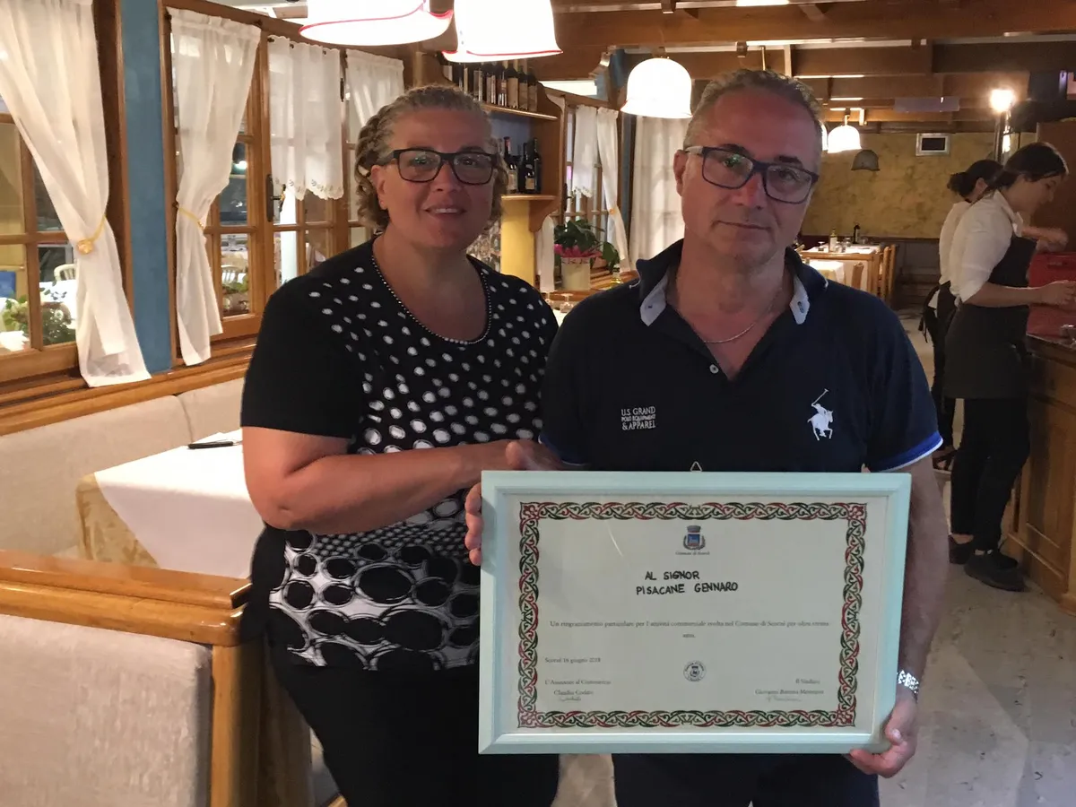 Un riconoscimento alla Pizzeria Grotta Azzurra